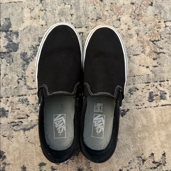 Platform vans - Picture 2 of 6